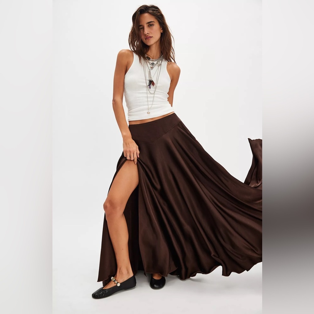 Free People Chilco Maxi Skirt in Rain Drum (Brown) NWT
Sz 10